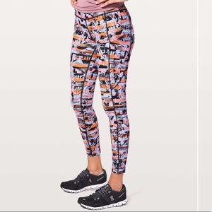 Lululemon Fast & Free 7/8 Tight II *Nulux 25" Inversion Multi Size 6 Like New